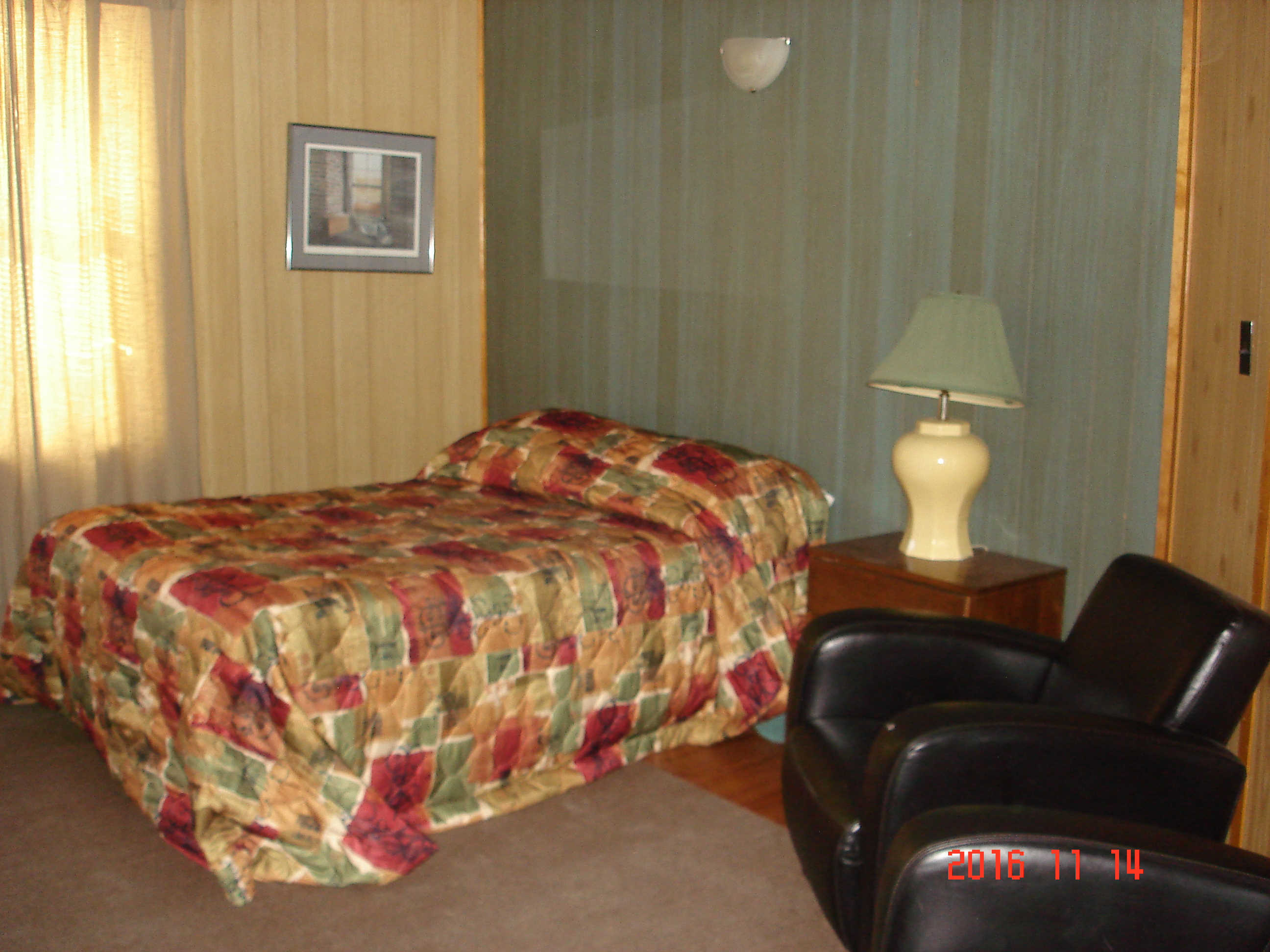 5 Bedroom 2